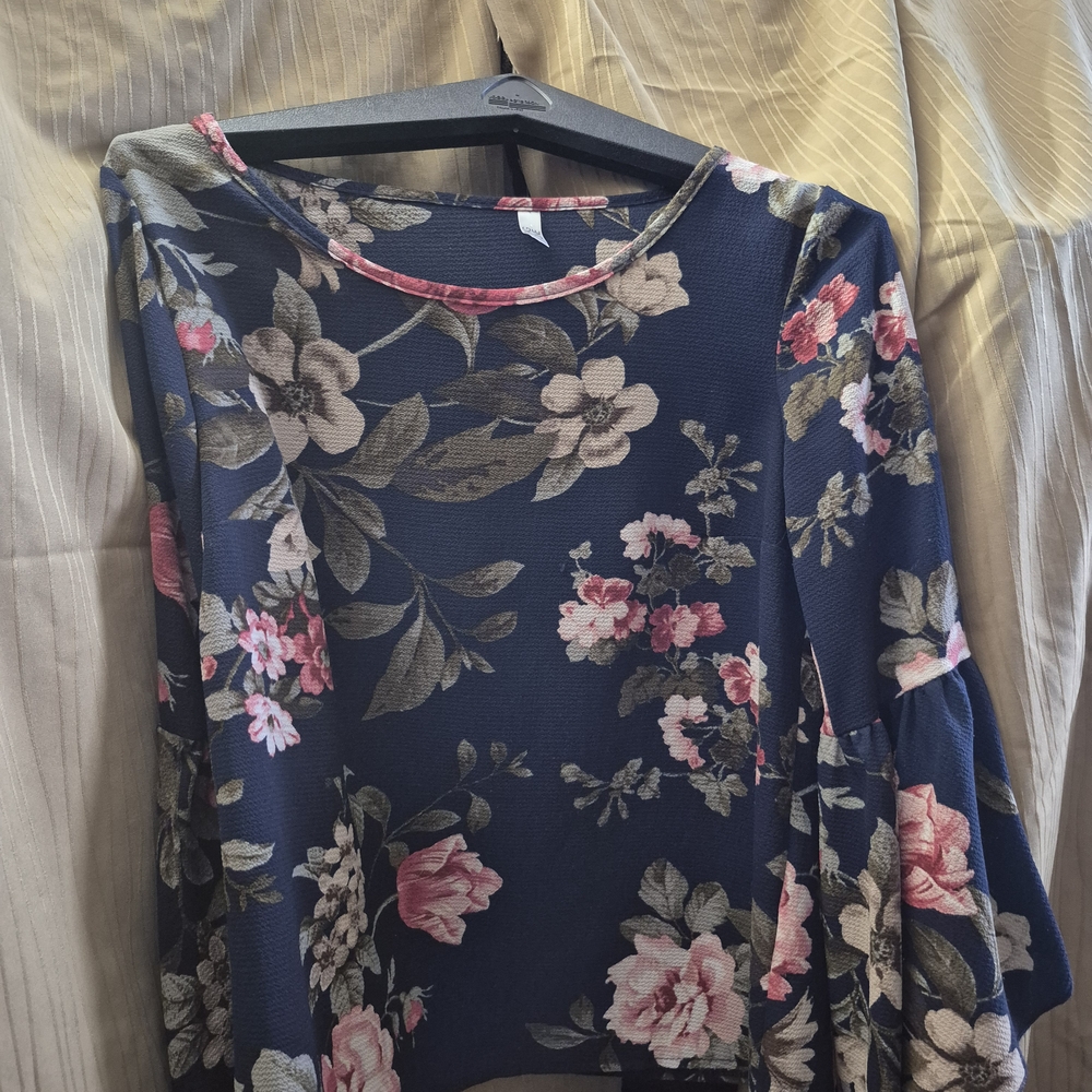 Anna & Ava Pink and Gray Floral Blouse